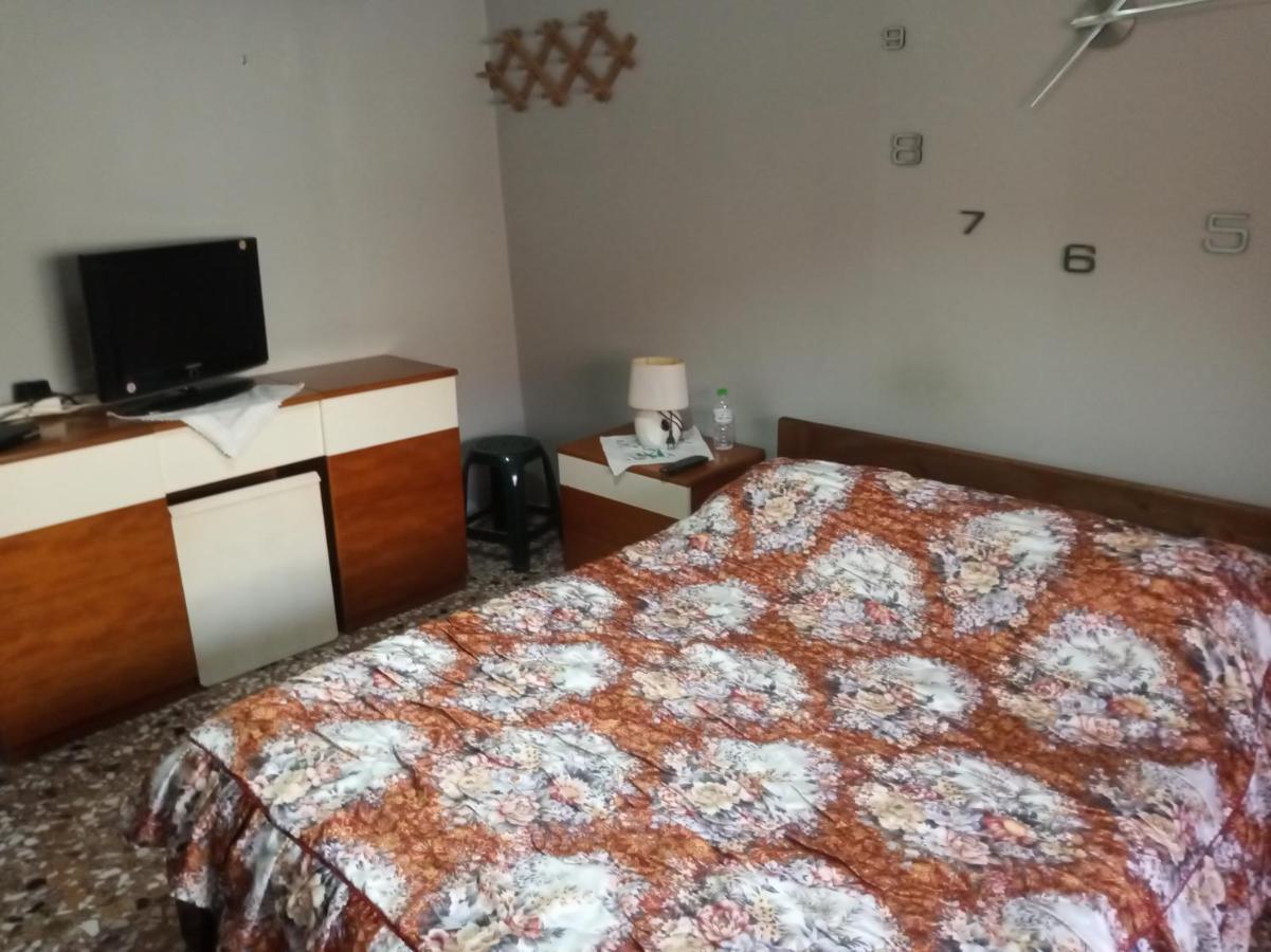 Katerina'S Apartments Kini Dış mekan fotoğraf