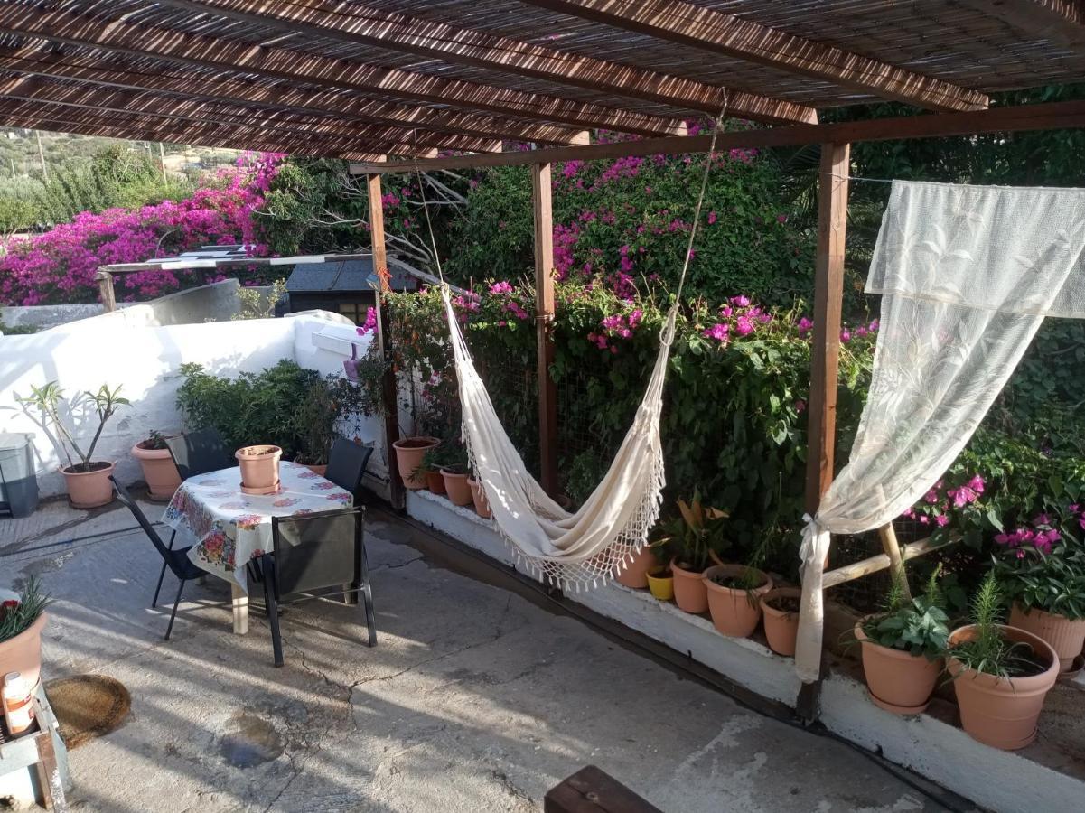 Katerina'S Apartments Kini Dış mekan fotoğraf