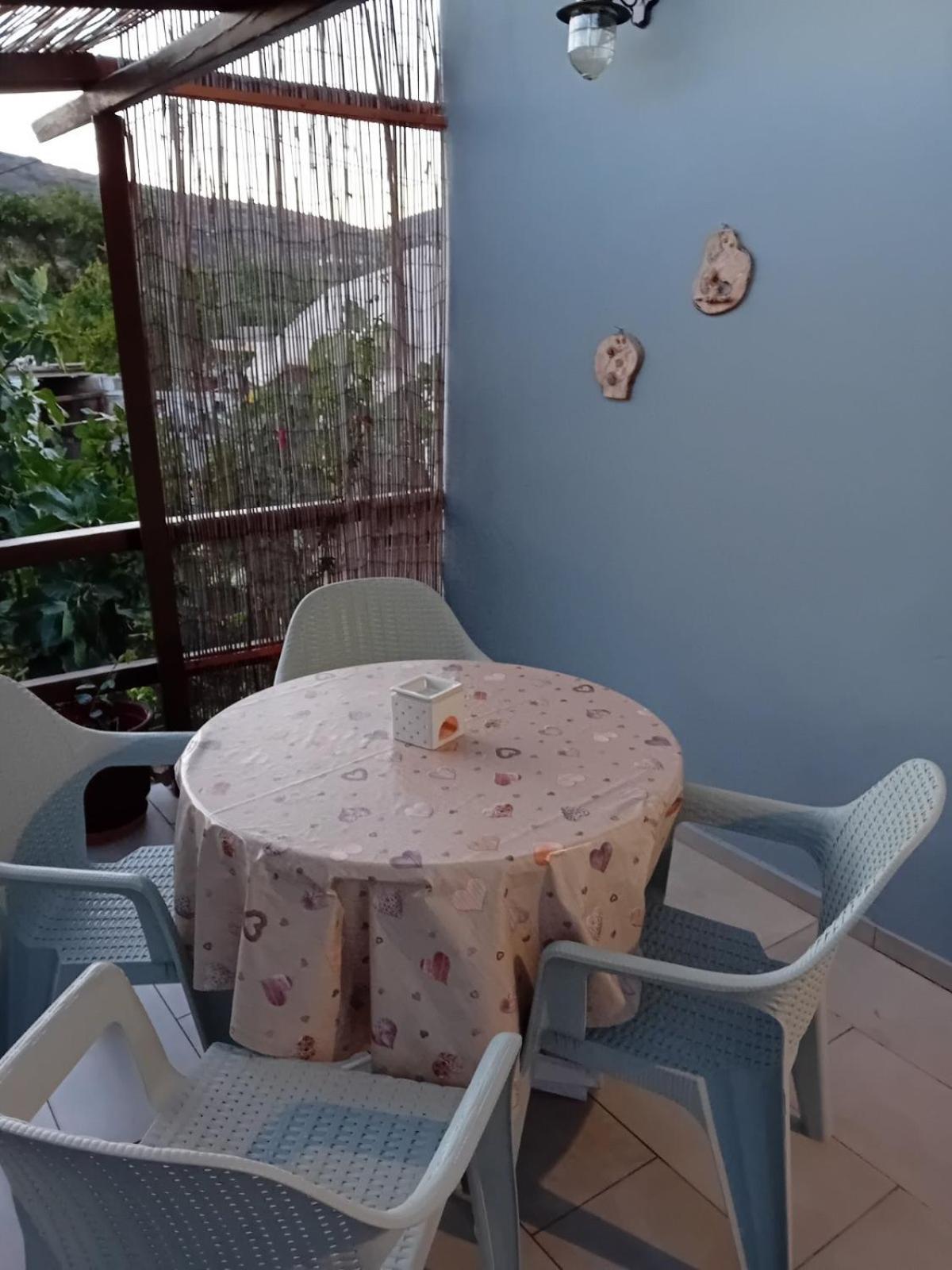 Katerina'S Apartments Kini Dış mekan fotoğraf